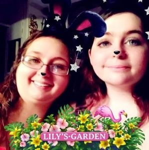 Meet your Posher, Carla